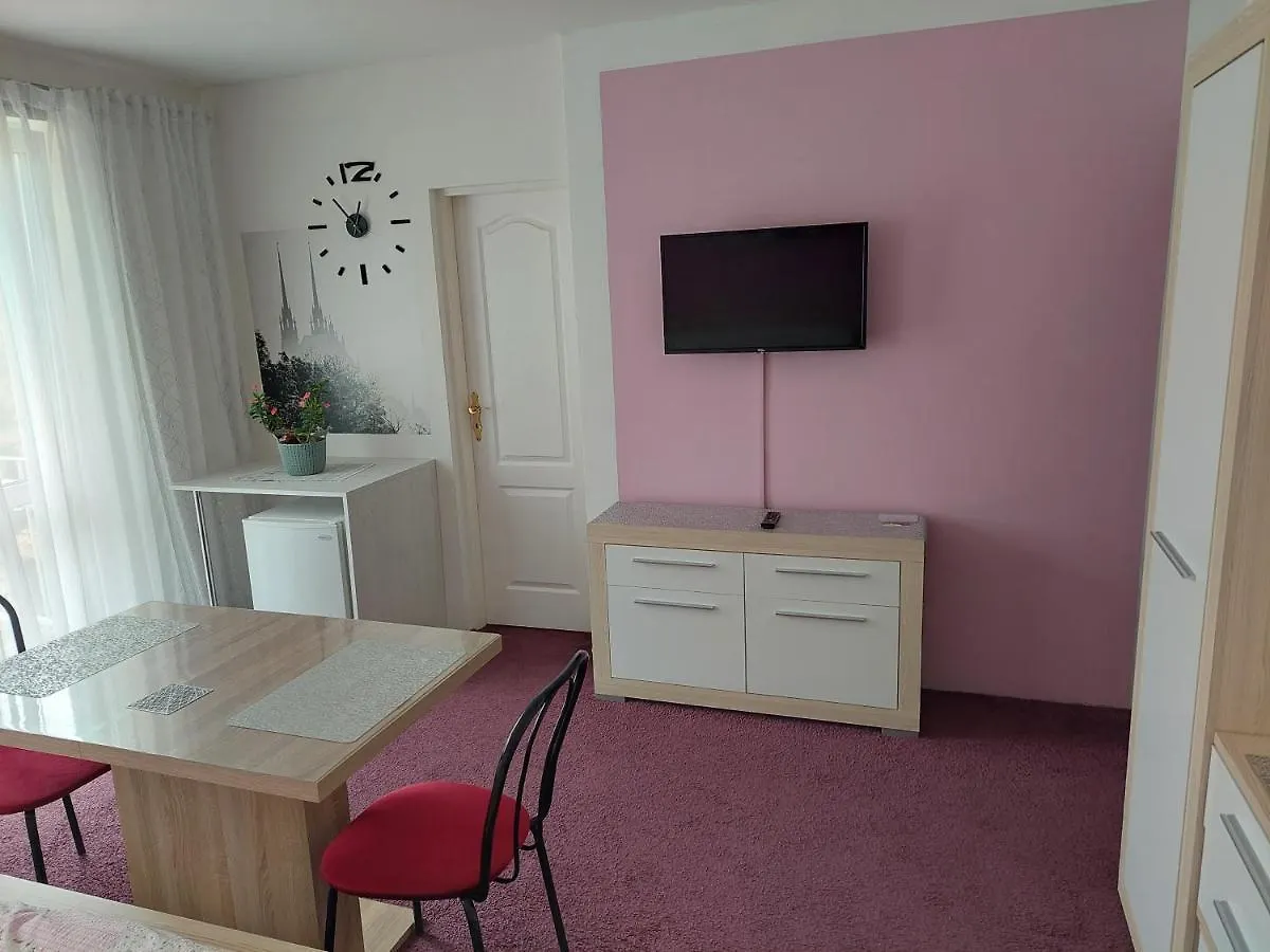 Hotel Azalka Penzion Brno